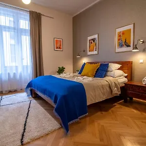 Be A Budapester Appartamento